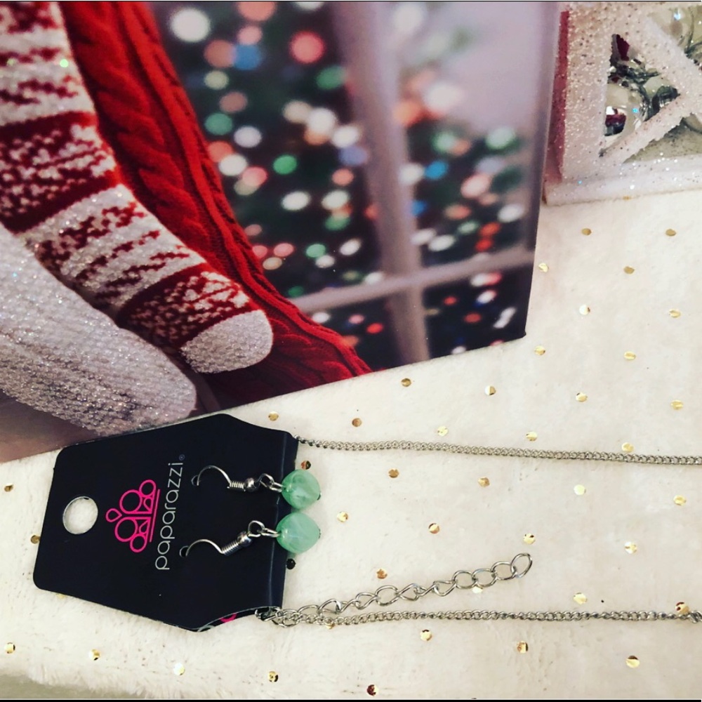 Light Green Matching Necklace & Earrings
